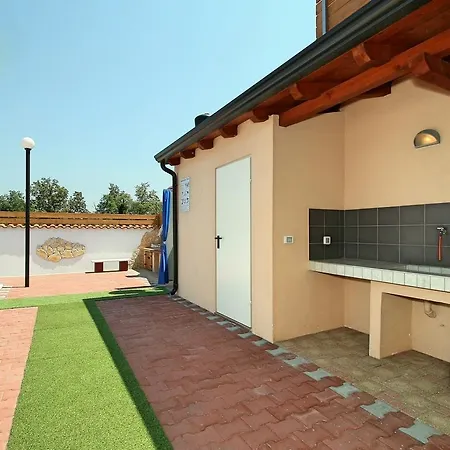 Luxurious Holiday In With Swimming Pool * Kaštel